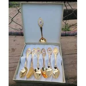 24 CARAT GOLD PLATED CUTLERY