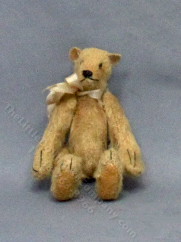 Miniature Blonde Stuffed Bear by Betty Miniaturen